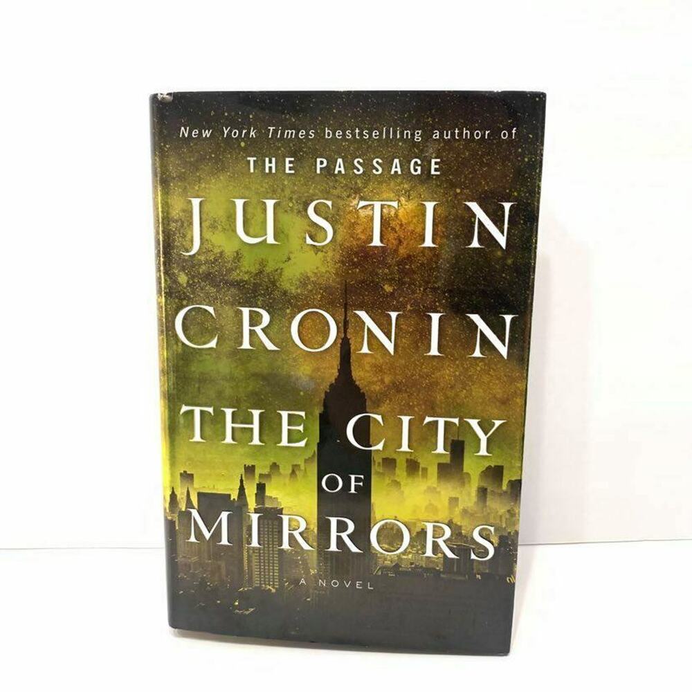 The City of Mirrors: A Novel (Book Three of The Passage Trilogy) Hardcover NEW